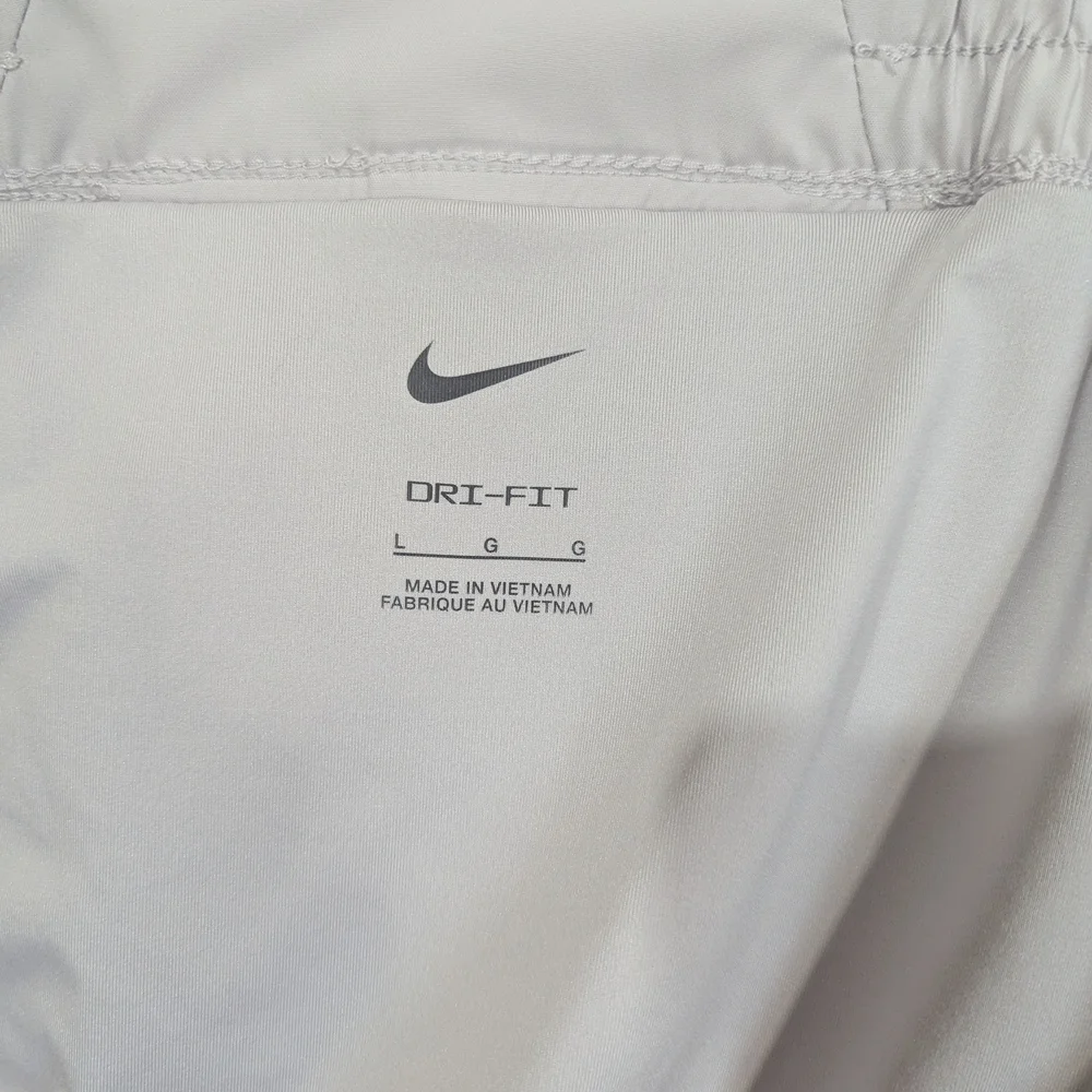Nike Dri-FIT Running Shorts Women’s Large Lilac Purple NWT Lined Athletic
